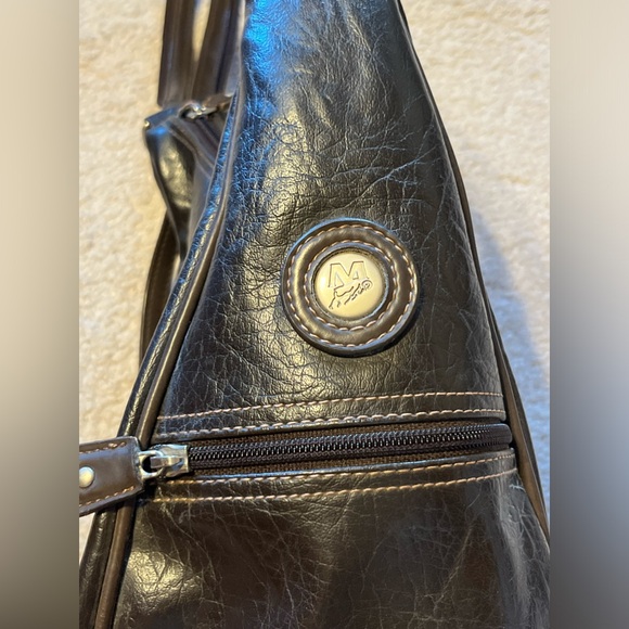 Mouflon Leather Shoulder Bag - Picture 2 of 6